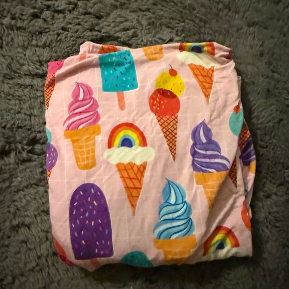 Little Sleepies Crib Sheets - Picture 1 of 2
